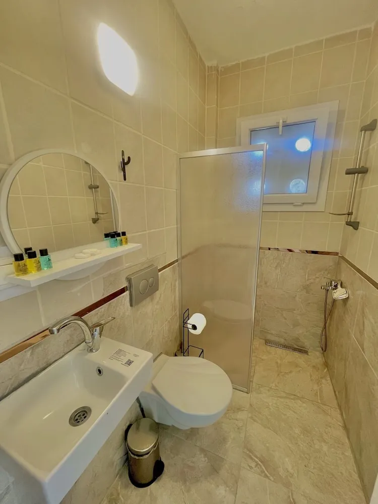 Panoramic Tek Büyük Yataklı Oda