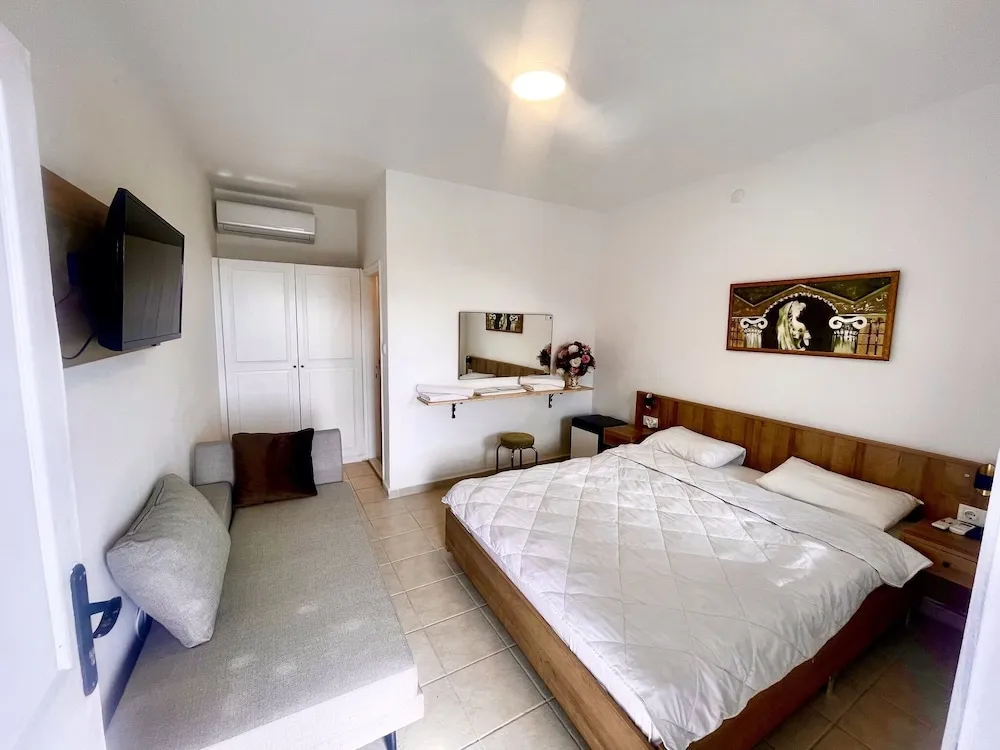 Panoramic Tek Büyük Yataklı Oda