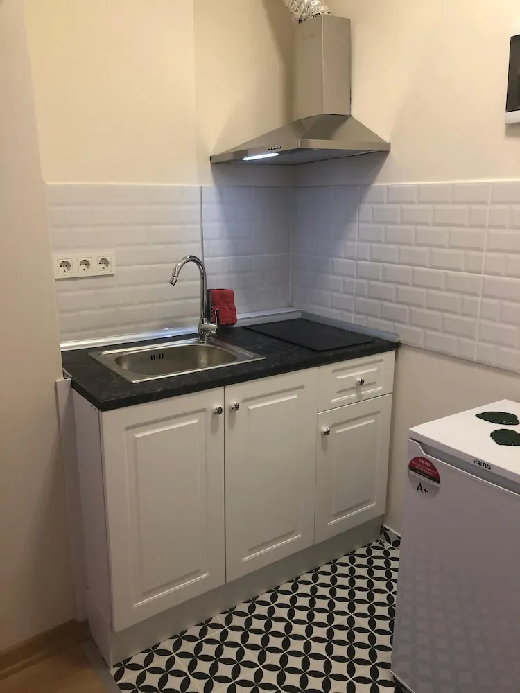 Standard Tek Büyük Yataklı Oda