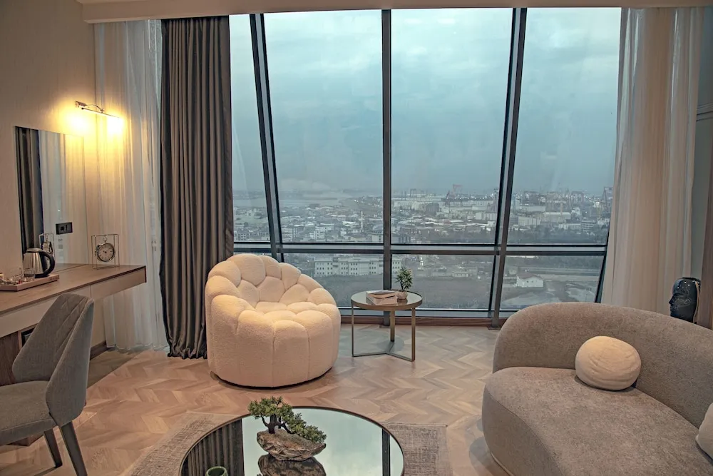 Luxury Tek Büyük Yataklı Oda