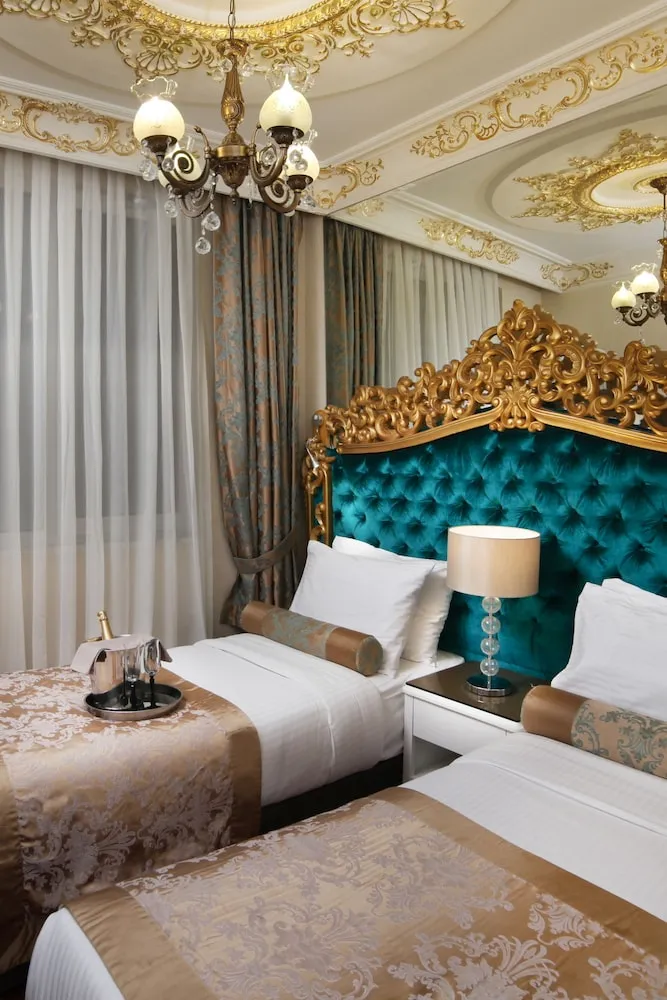 Economy Room
