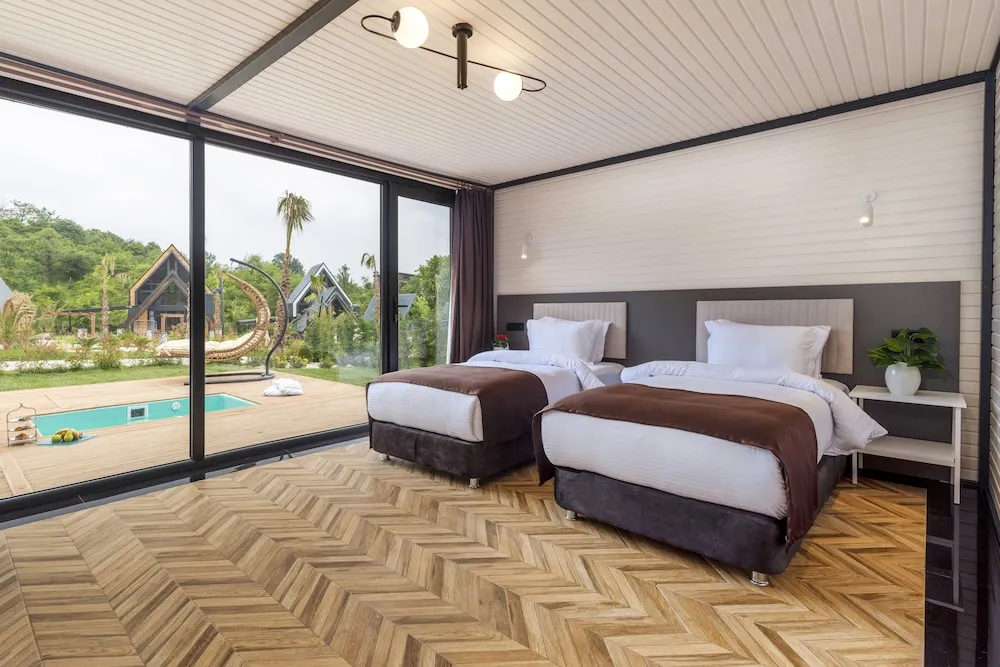 Deluxe Plus Bungalow