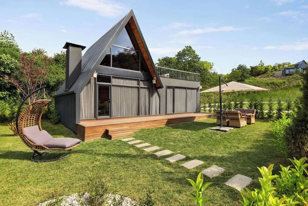 Deluxe Bungalow
