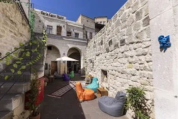 Feris Cave Hotel