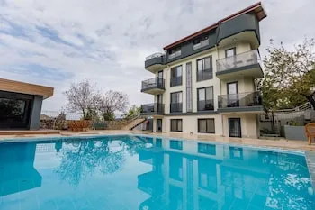 Besa Apartments