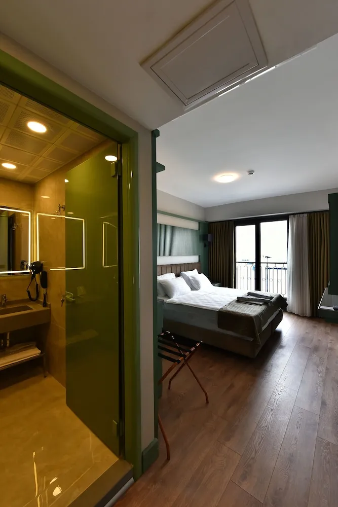 Standart Deniz Manzaralı Double Oda