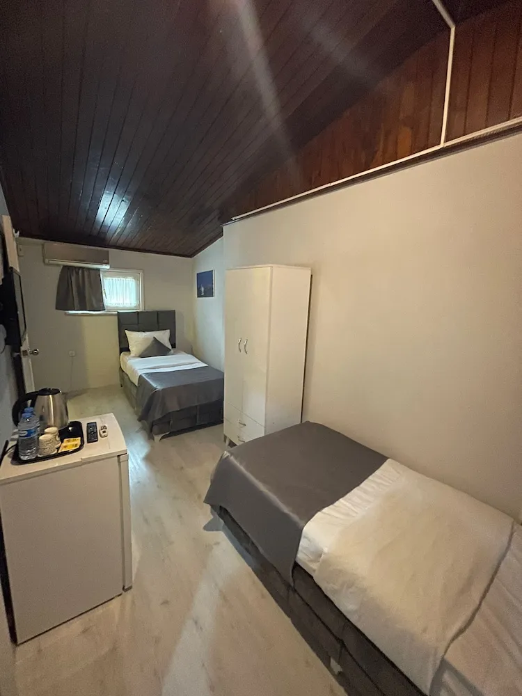 Economy İki Ayrı Yataklı Oda