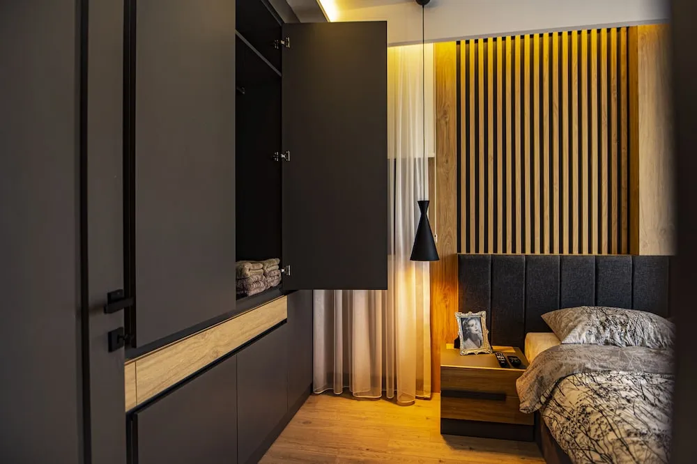 Luxury 1 Bedroom Apartment