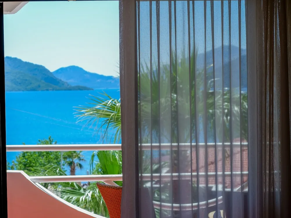 Standard Sea View