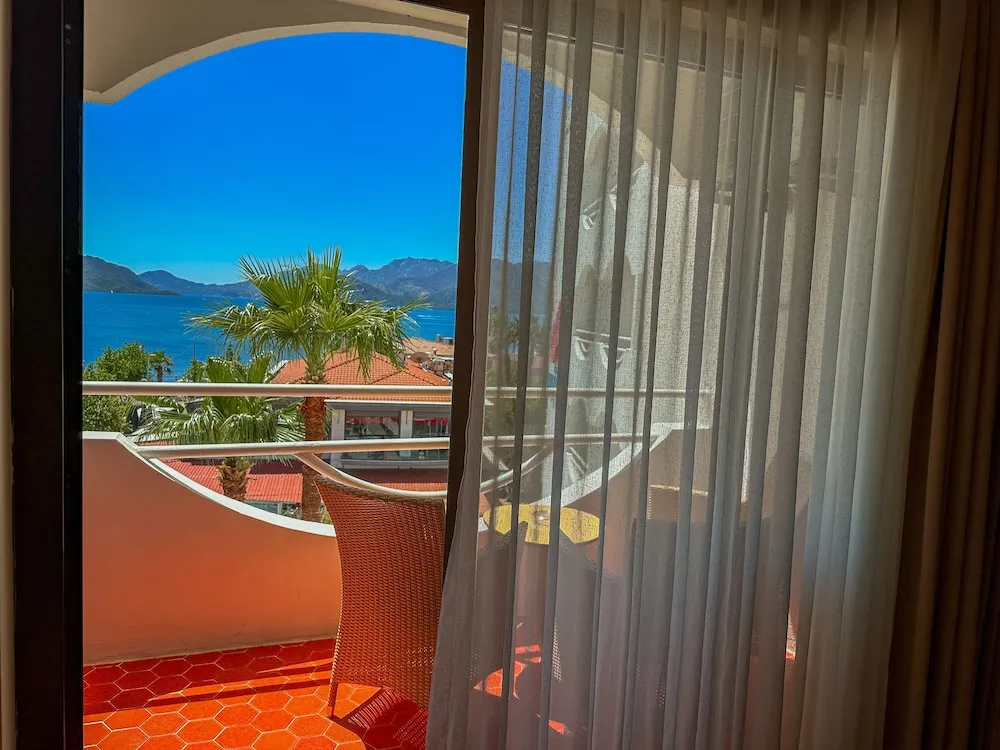 Standard Sea View