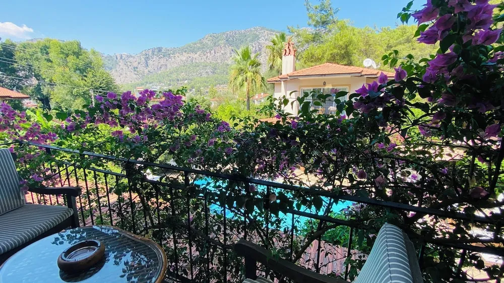 Panoramic Villa, Tepe Manzaralı, Havuz Kenarı