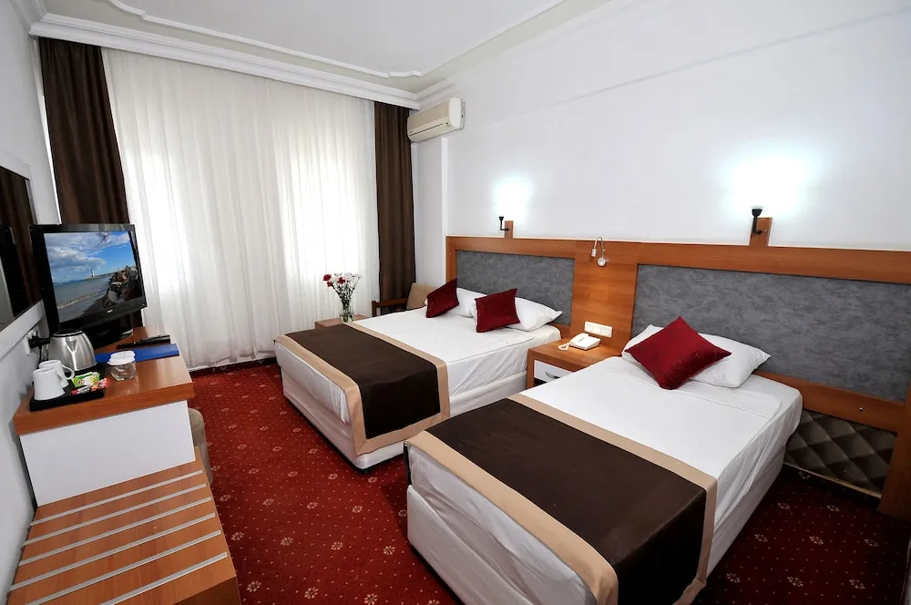 Economy Üç Kişilik Oda, Sigara İçilmez, Şehir Manzaralı