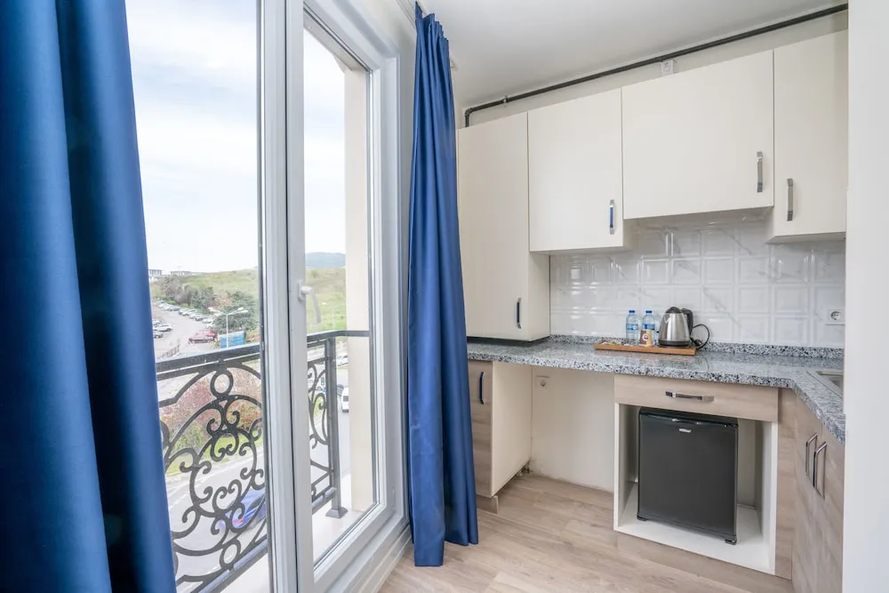 Deluxe Süit, Sigara İçilebilir