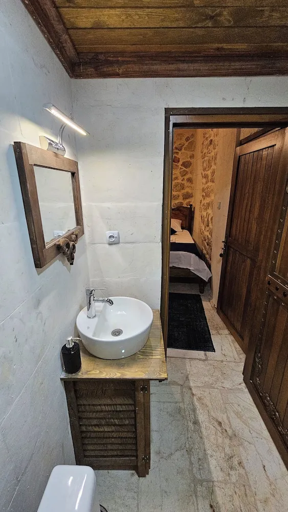 Comfort Tek Büyük veya İki Ayrı Yataklı Oda