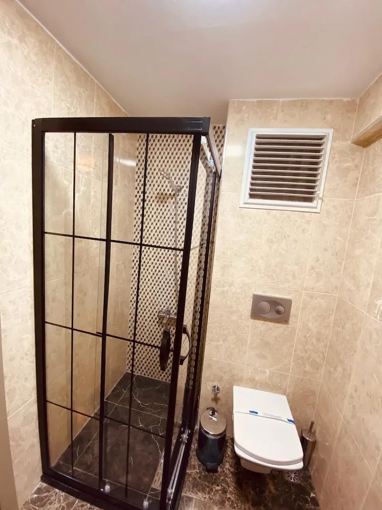Standard Üç Kişilik Oda