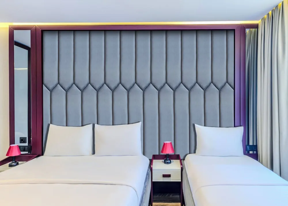 Deluxe Üç Kişilik Oda