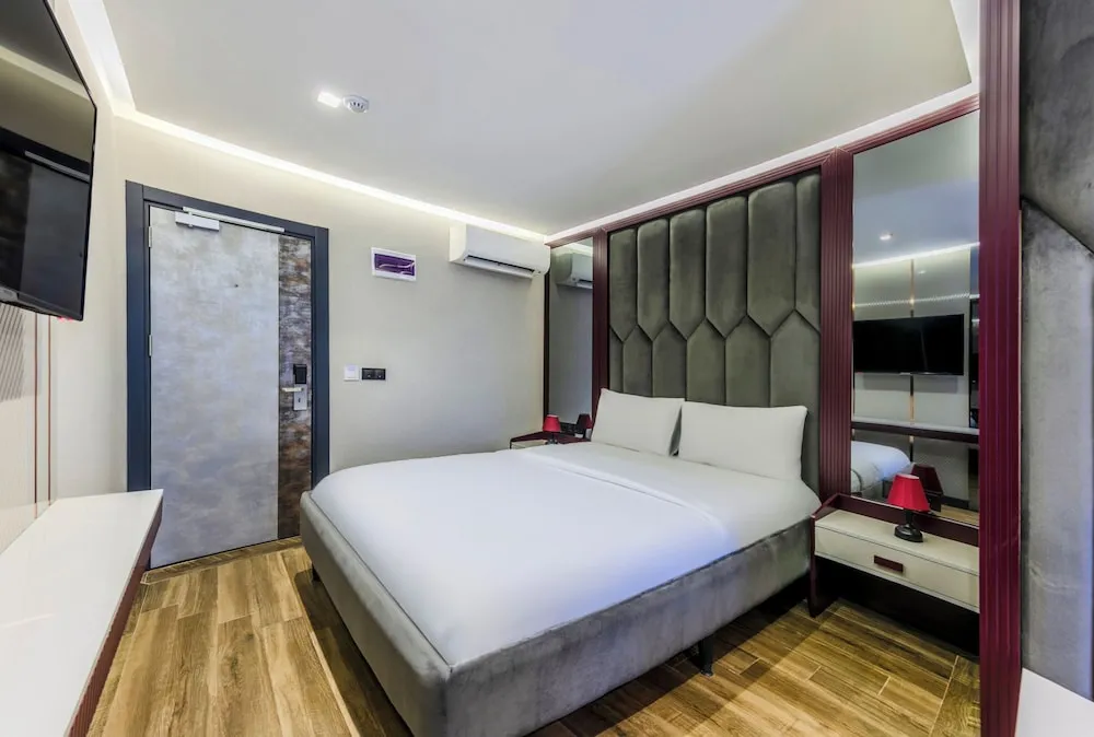 Deluxe Tek Kişilik Oda