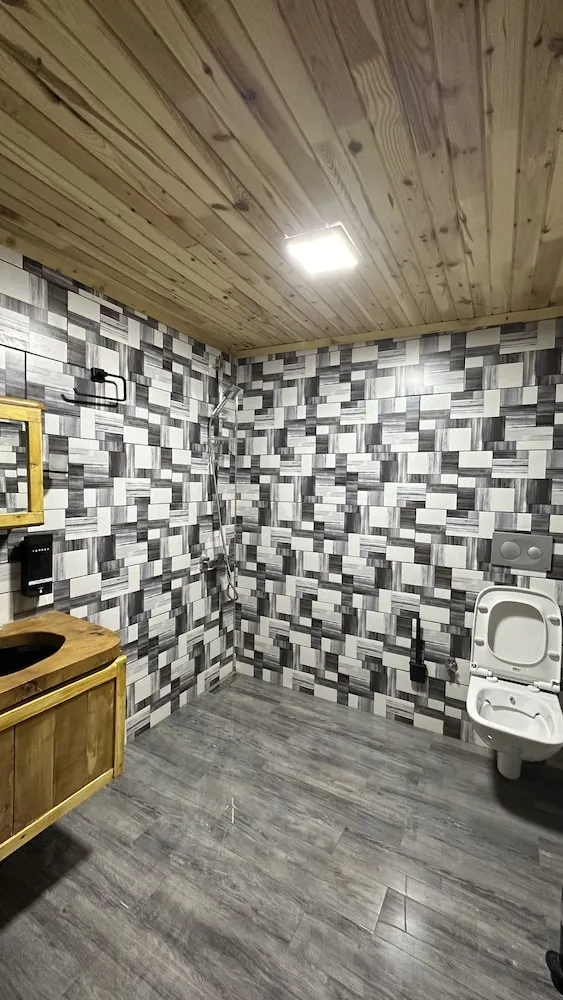Comfort Kulübe, Sigara İçilebilir, Dağ Manzaralı