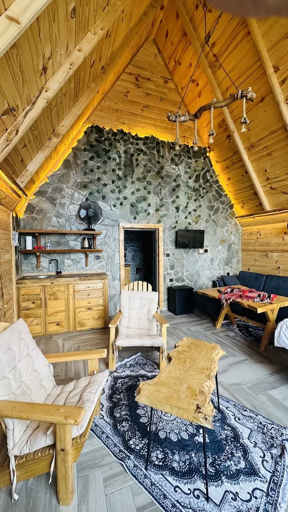 Comfort Bungalov, 1 En Büyük (King) Boy Yatak ve Çekyat, Dağ Manzaralı