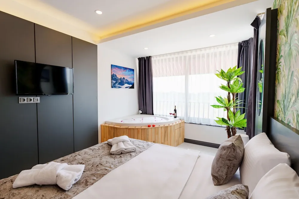 Queen Suite Jakuzili