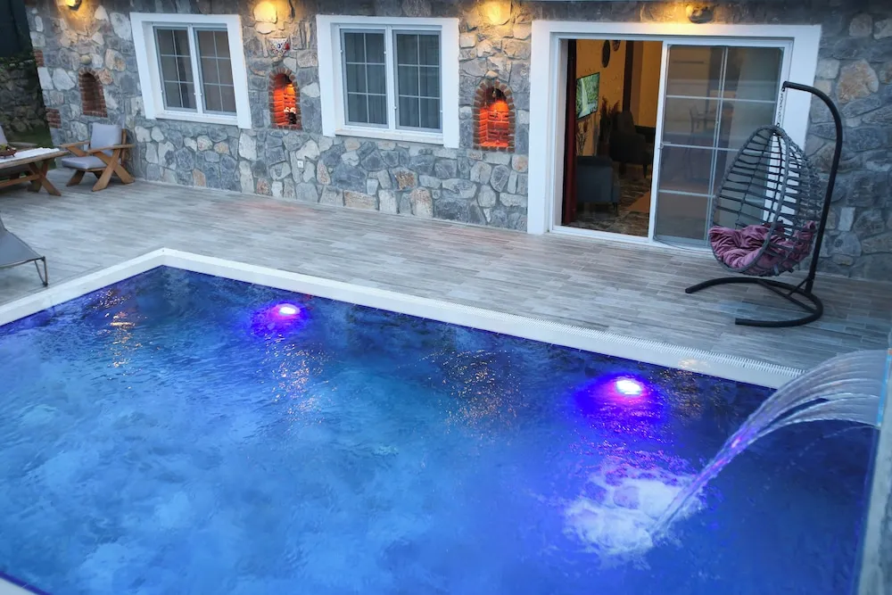 Luxury Villa, 3 Yatak Odası, Kişiye Özel Havuzlu, Havuz Manzaralı