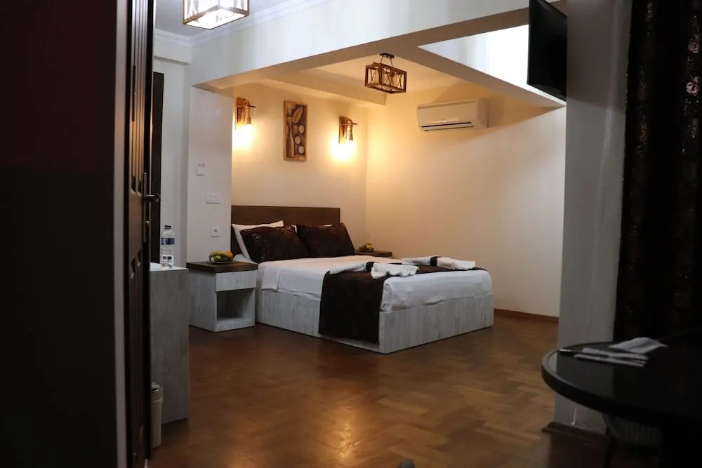 Standard Oda, Bahçe Manzaralı