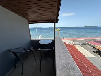 Trend Çeşmealtı Hotel & Lounge