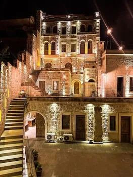 Vita Cave Hotel