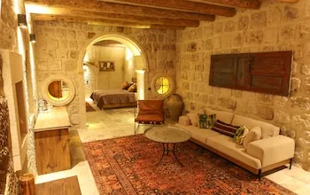Vita Cave Hotel
