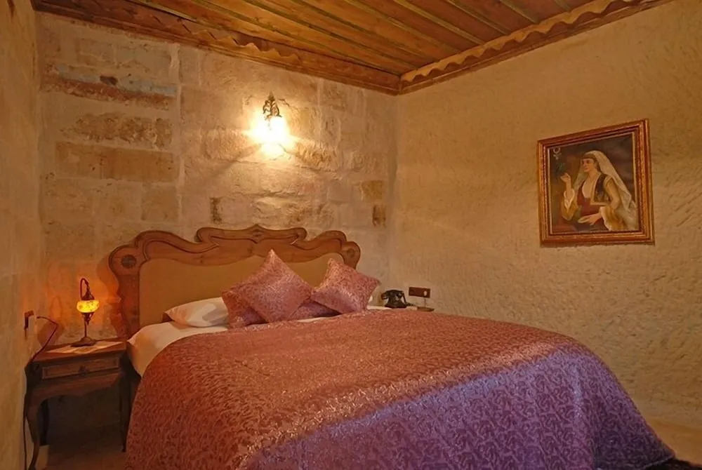 Standard Stone Room