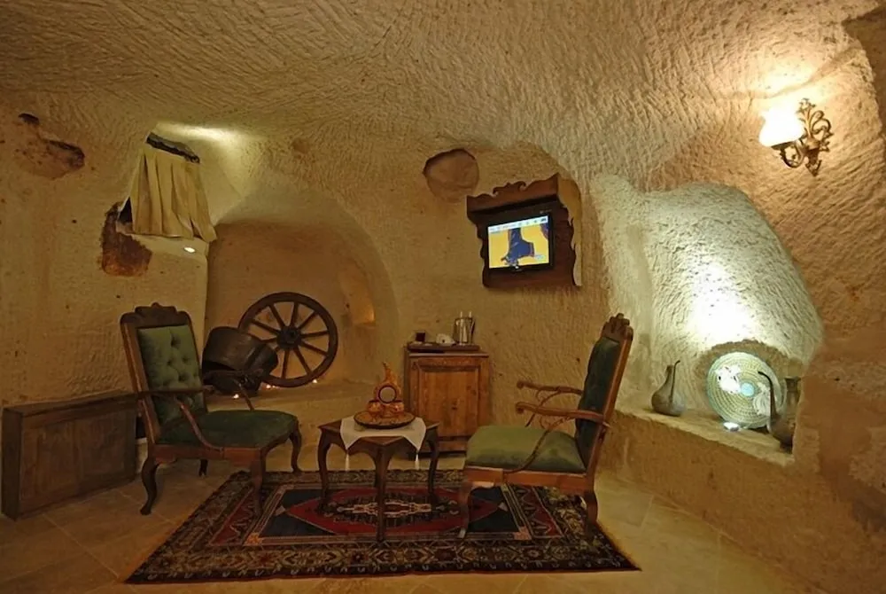 Standard Magara Suite,Dag Manzarali