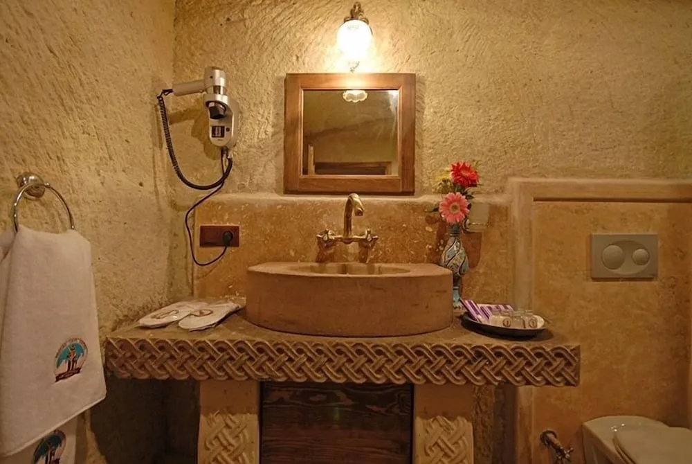 Standard Magara Suite,Dag Manzarali