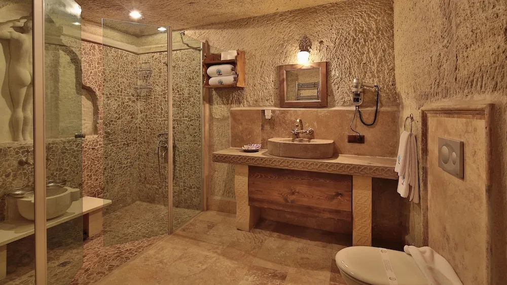 Executive Cave Suite