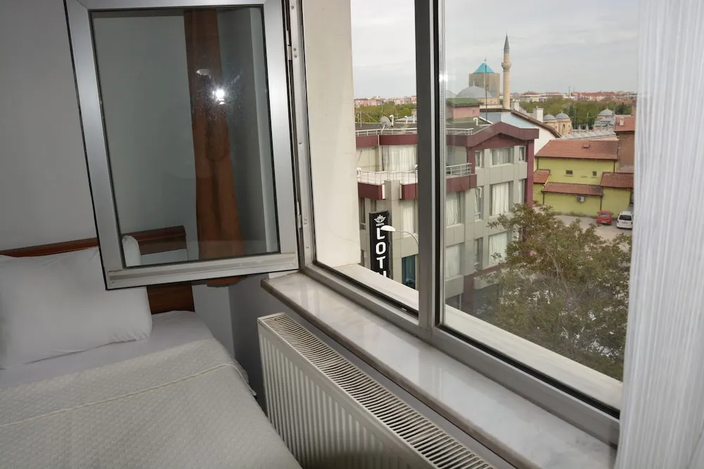 Basic İki Ayrı Yataklı Oda