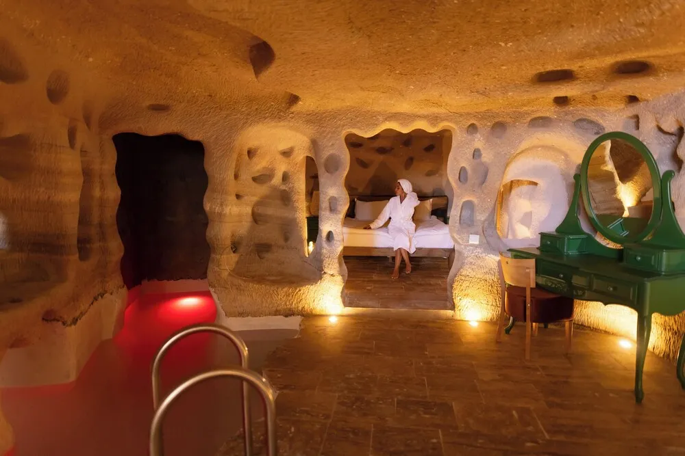 Premium Suite Cave Room with Pool