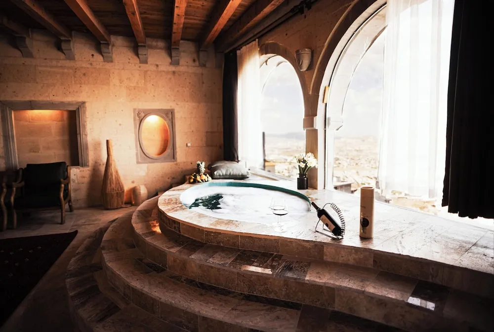 Premium Suite Cave Room with Pool