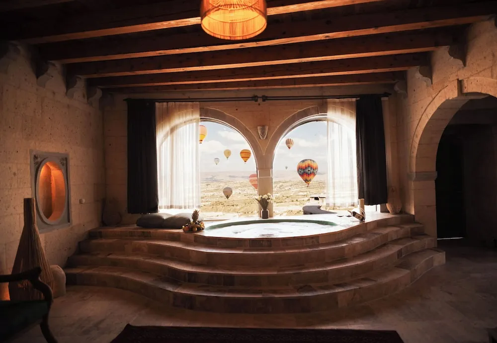 Premium Suite Cave Room with Pool