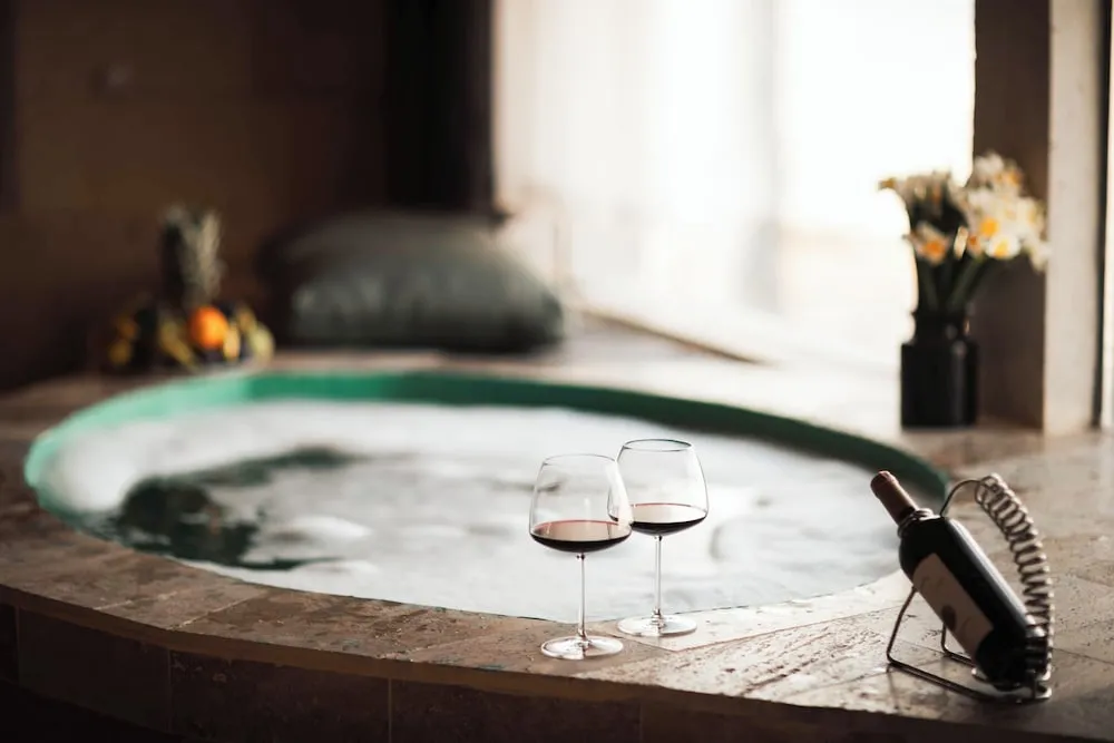 Premium Suite Cave Room with Pool