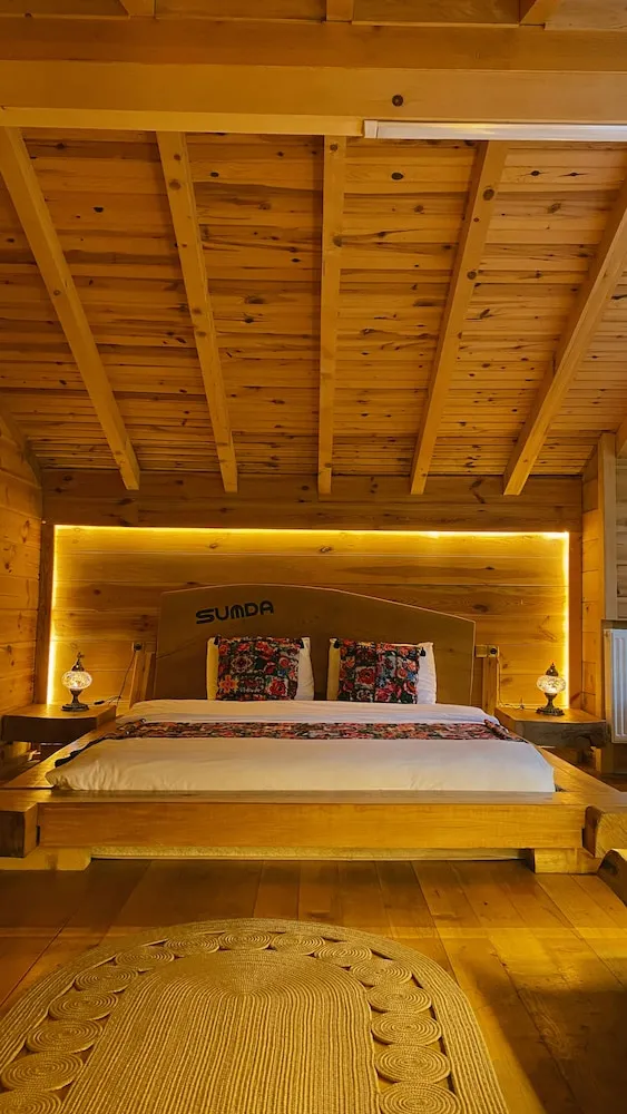 Honeymoon Dağ Evi