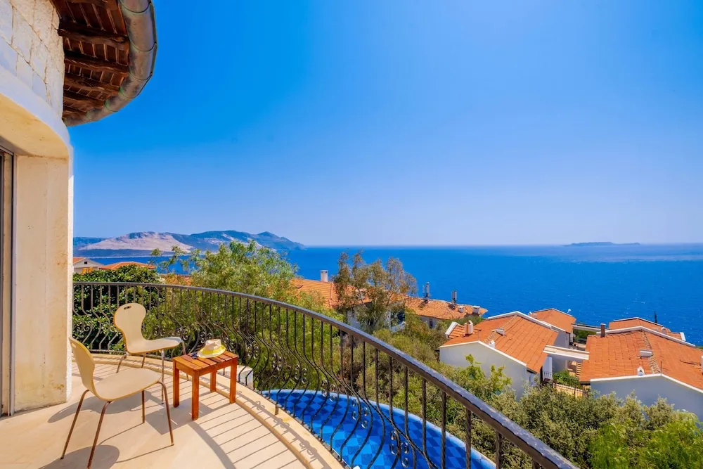 Luxury Villa