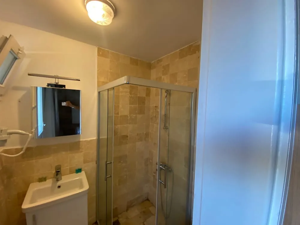 Deluxe Üç Kişilik Oda