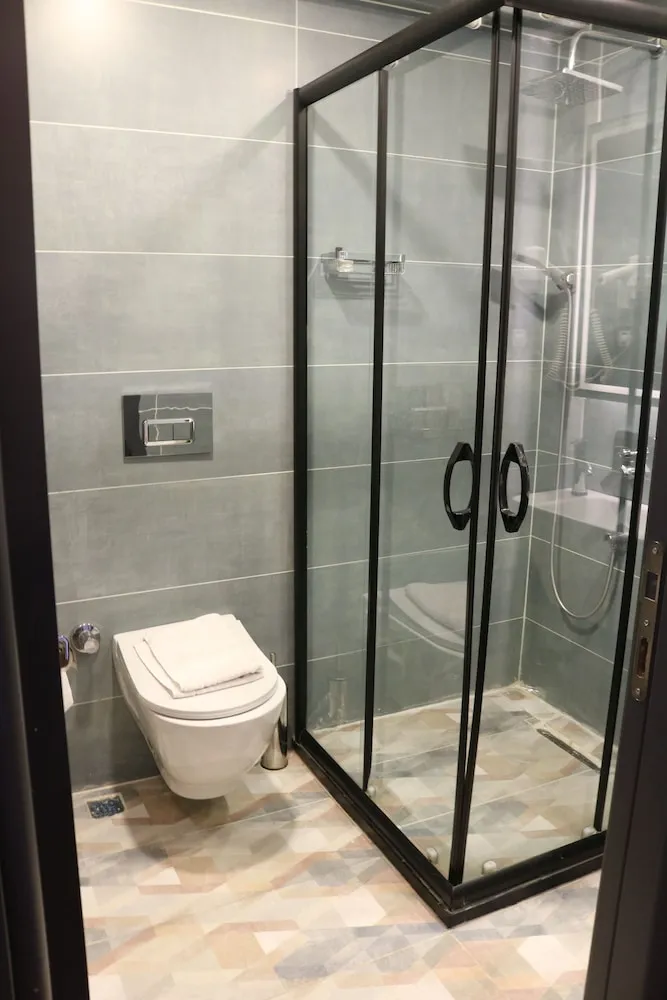 Comfort Dört Kişilik Oda, 1 Çift Kişilik Yatak ve Çekyat, Sigara İçilebilir
