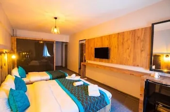 Otel 374