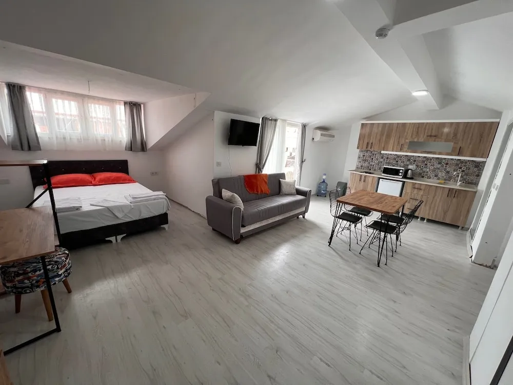 Family Çatı Katı Süiti (Penthouse)
