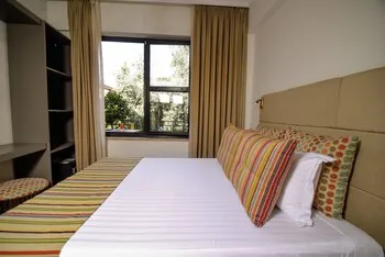 Huzur Veren Balkonlu Daire - Gül