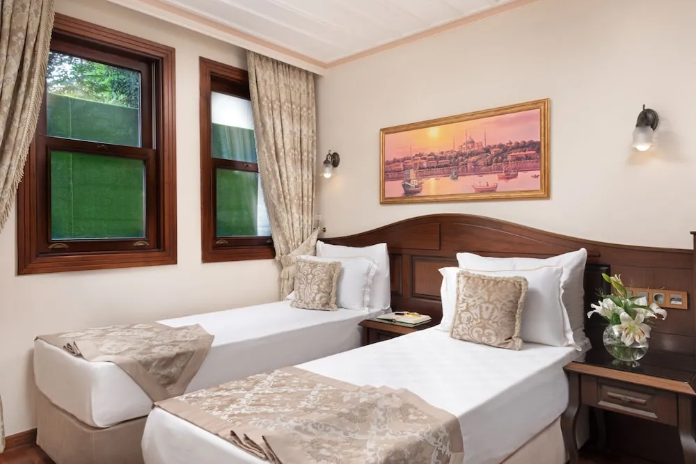 Deluxe Tek Büyük Yataklı Oda