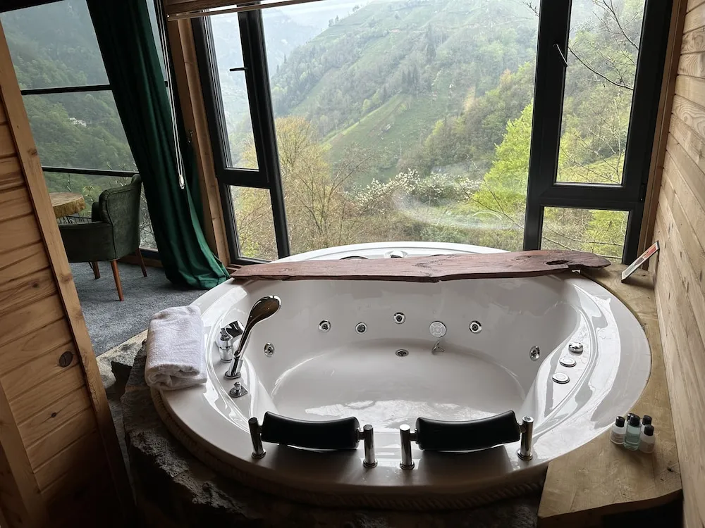 Deluxe Bungalov