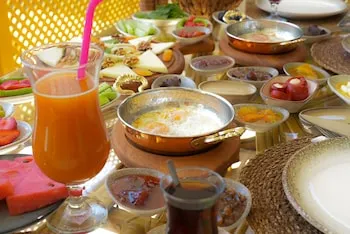 Nuriye Alaçatı