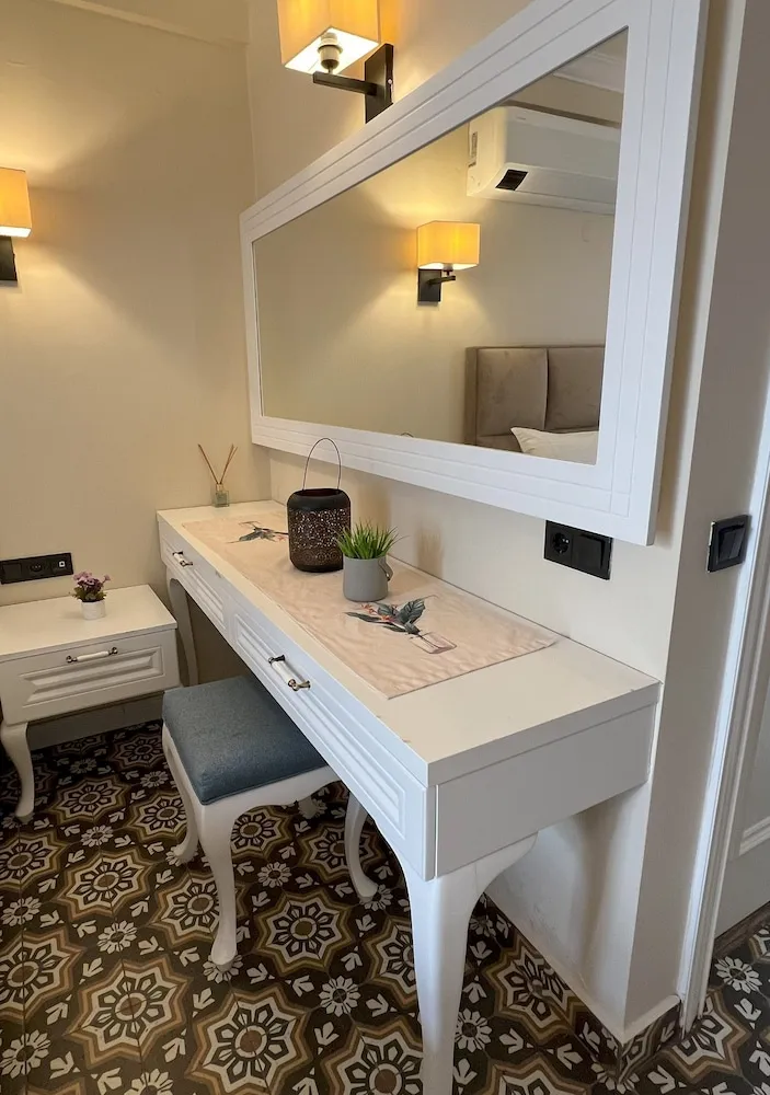 Deluxe Oda