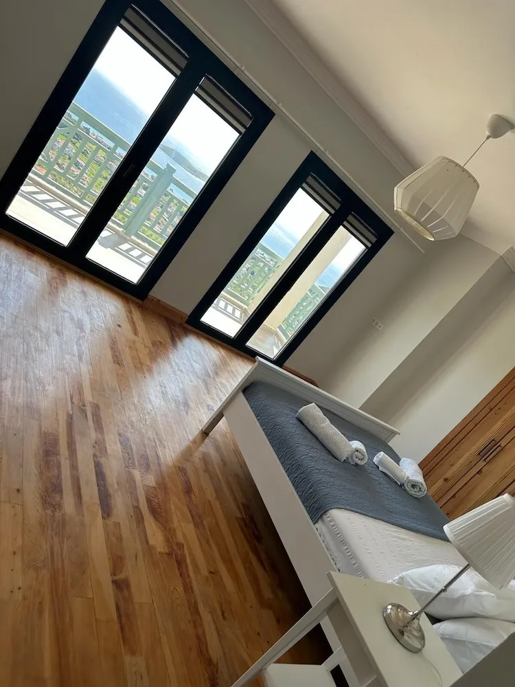 Elite Oda